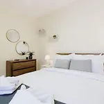 Cozy Seaside In Ghadira Bay 2 Bedrooms *